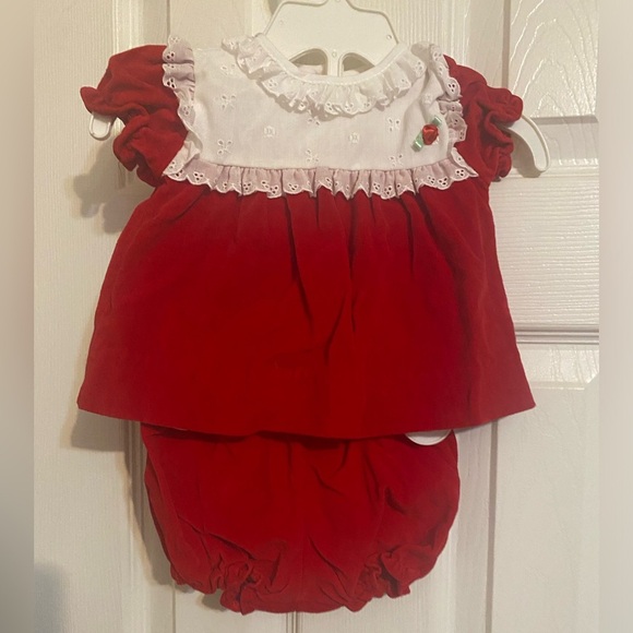 Vintage‎ Alexis Red Velvet Diaper Set - Picture 1 of 10